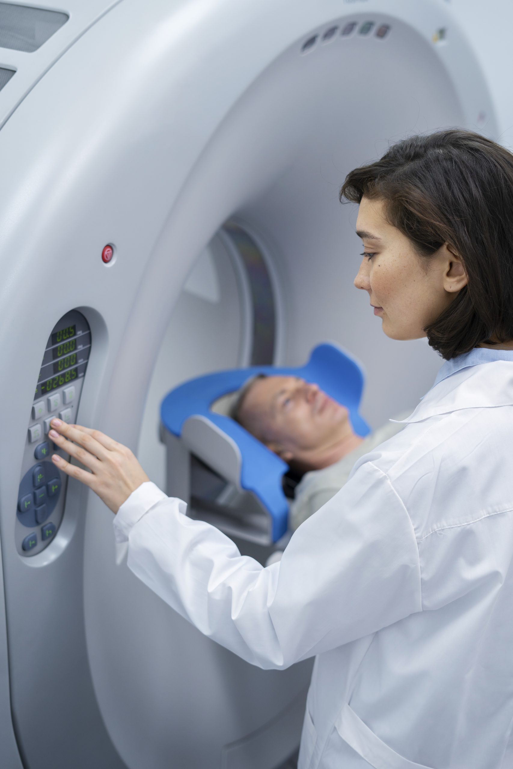 expliquemonimagerie.com est un site permettant la compréhension d'un compte rendu d'imagerie médicale